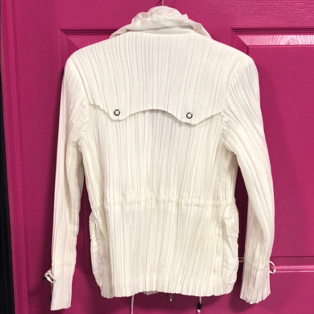 Jacket - Picture 2 of 2